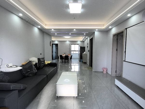 金华东阳横店横店南江府南江府中心位置大4房边套！现代简约风！家具家电齐全！拎包入住出租房源真实图片