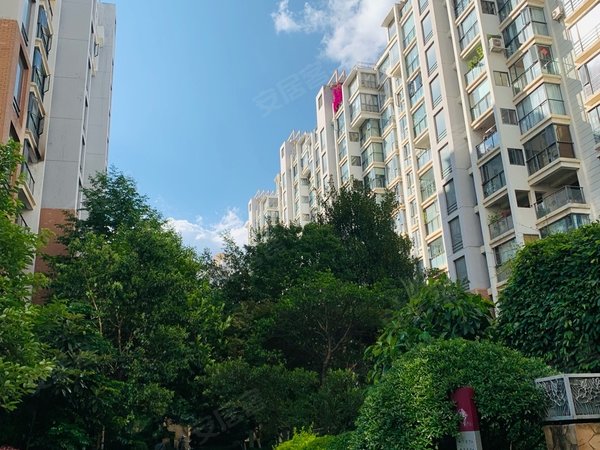 昆明西山大商汇光辉城市无中介可短租月付近万达大商汇市儿童医院省