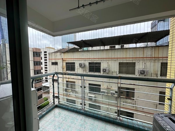 深圳福田福田中心区春晖苑(福田)岗厦北小区民水电一房一厅 家电齐全