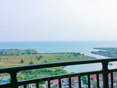 十里银滩爱琴海海景大四房 一线海景无遮挡 双阳台躺在床上看海