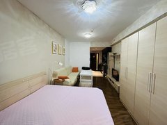 广州白云同和君立国际公寓 小区环境好 品质新 温馨且舒适 密码看房 约起出租房源真实图片
