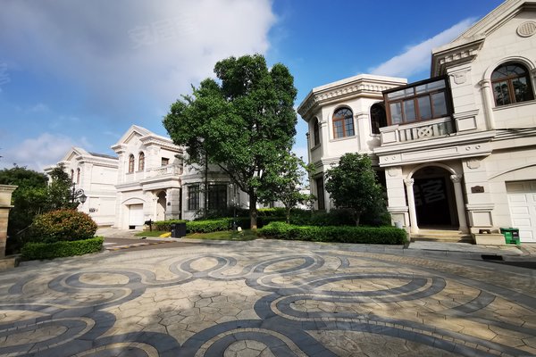 宁波二手房 御景湾 > 孟智斐解读御景湾小区设施