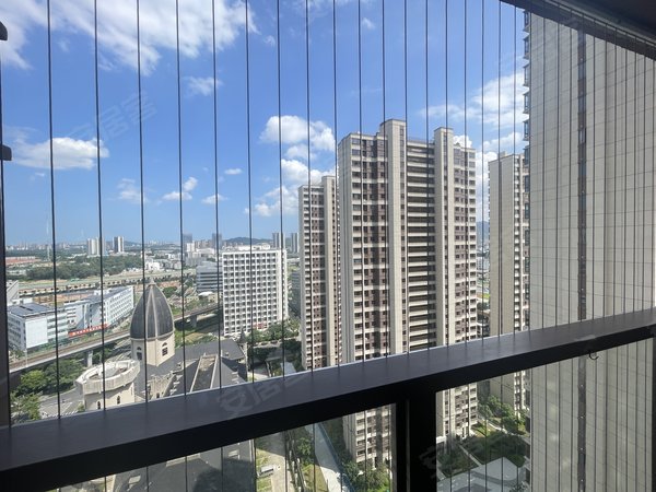 珠海高新区金鼎高新宝龙城高新区唐家湾宝龙世家定制装修电梯3房家电