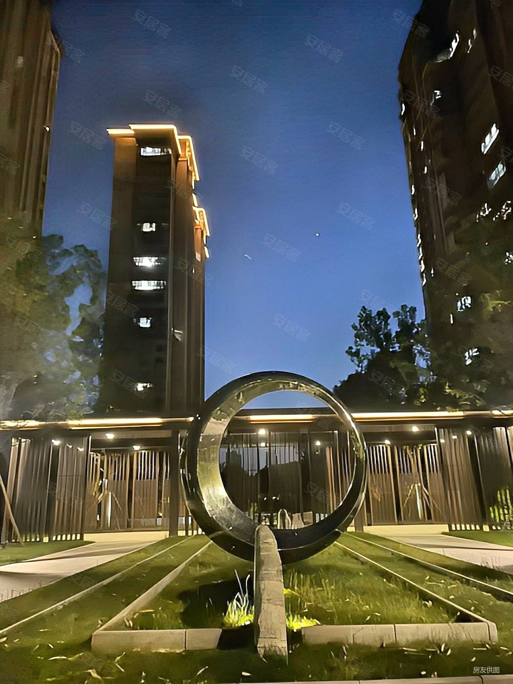 永丰乐城公园里