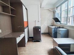 南宁青秀仙葫警察学院校区，芙蓉小区民用水电，一房一厅，东方广场，可短租出租房源真实图片