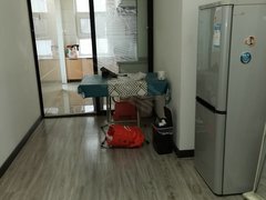 哈尔滨道外港务局南北通透，家具家电淋浴，小区环境好出租房源真实图片