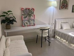 来宾兴宾兴宾城区裕达华庭，市中心，1房1卫，精装修，拧包入住，随时看房出租房源真实图片