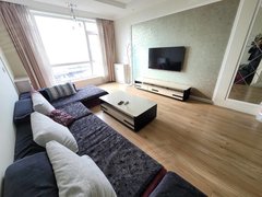 丹东元宝八道御景苑二期精装2室电梯14楼114平2300包取暖物业宽带W出租房源真实图片