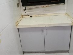铜仁碧江碧江城区700元便宜出租,交一押一,血站附近1室1厅1厨1卫空调冰箱出租房源真实图片