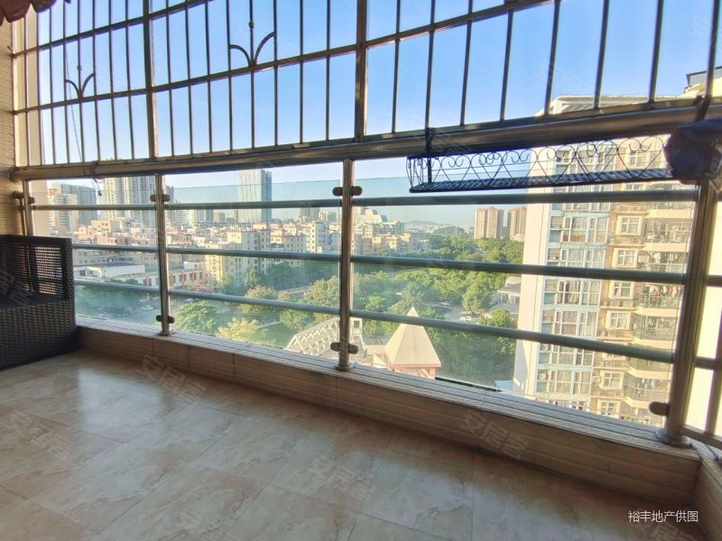 黄埔雅苑2房75方