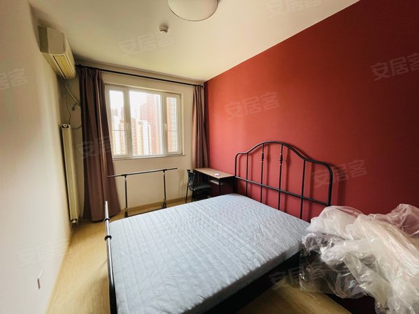 天津开发区第五大街瑞达公寓押一付一精装两室无中介费临近外包园永旺