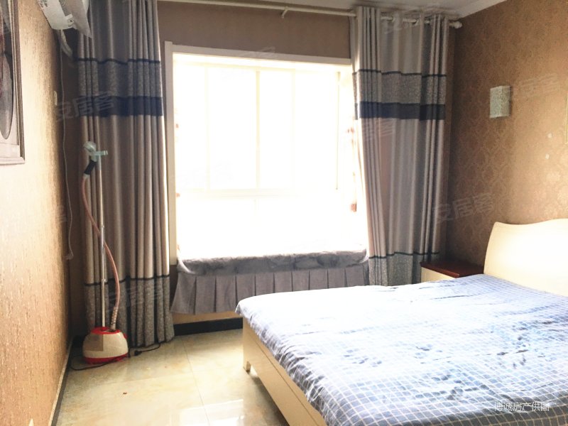 4万 洛新 边 照片实拍可贷款,洛新嘉园二手房,62万,3室2厅,1卫,125