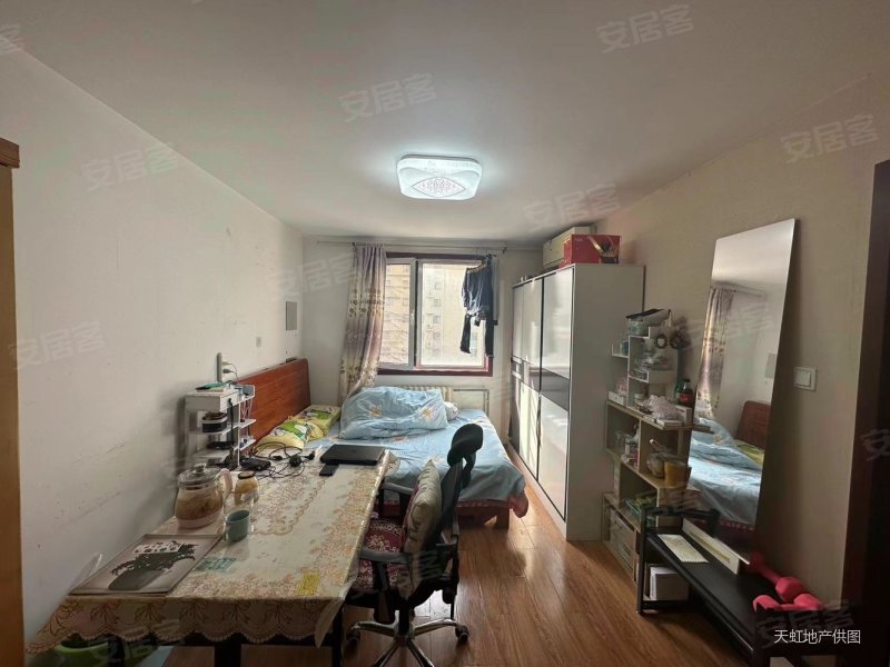 金隅瑞和园精装一居室电梯房南向