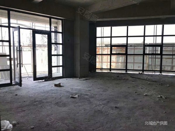 华南城二期一楼临街独立商铺,70年产权底商