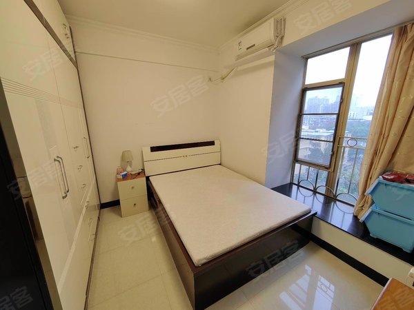 广州海珠新港西愉景雅苑鹭江 愉景雅苑电梯3房 可议价 精装修出租房源