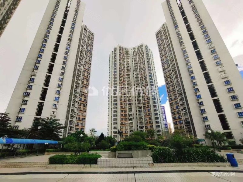 精装3室133平东湖花园电梯房房东急置换诚心出售