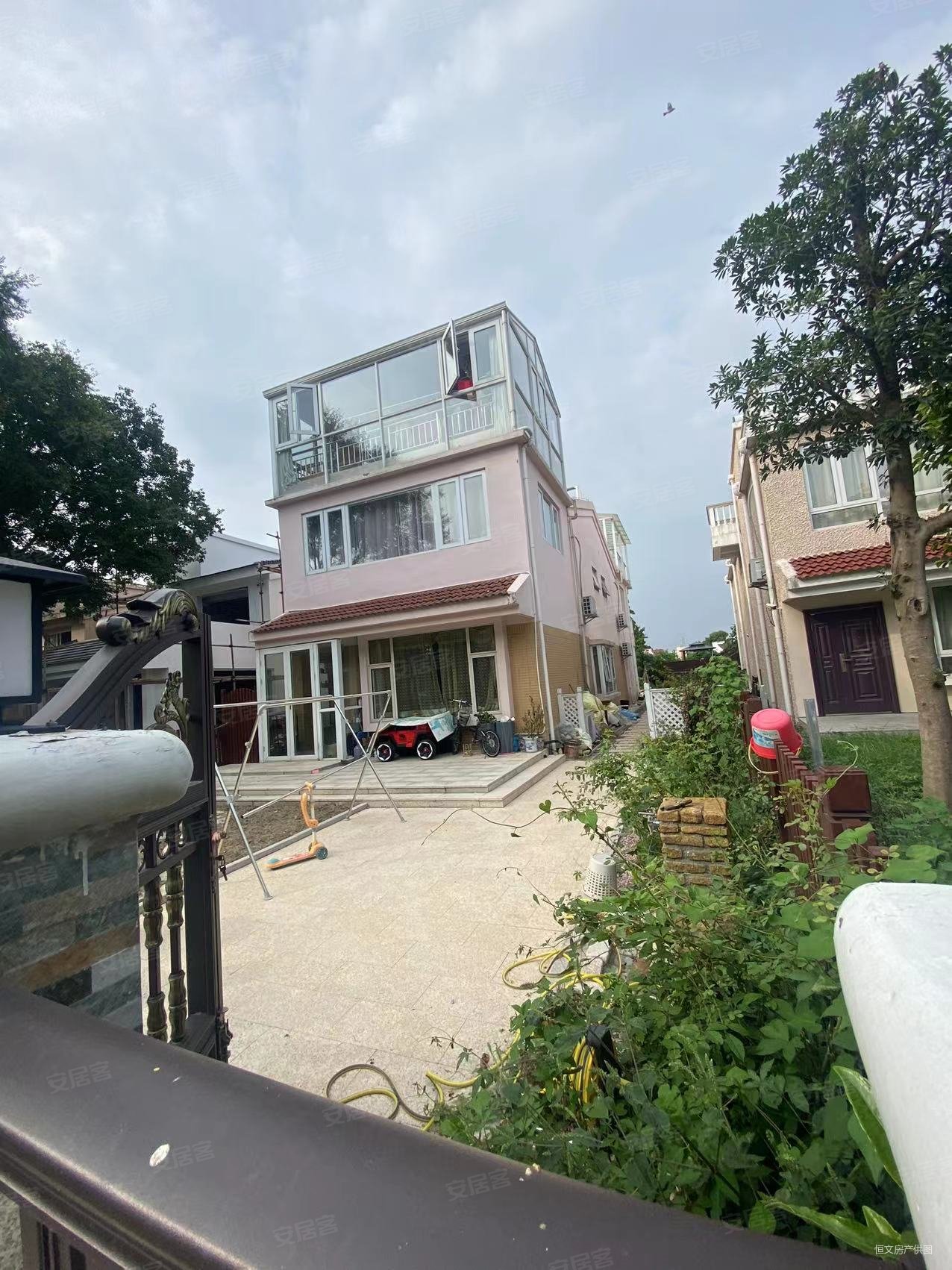 太阳岛高尔夫别墅