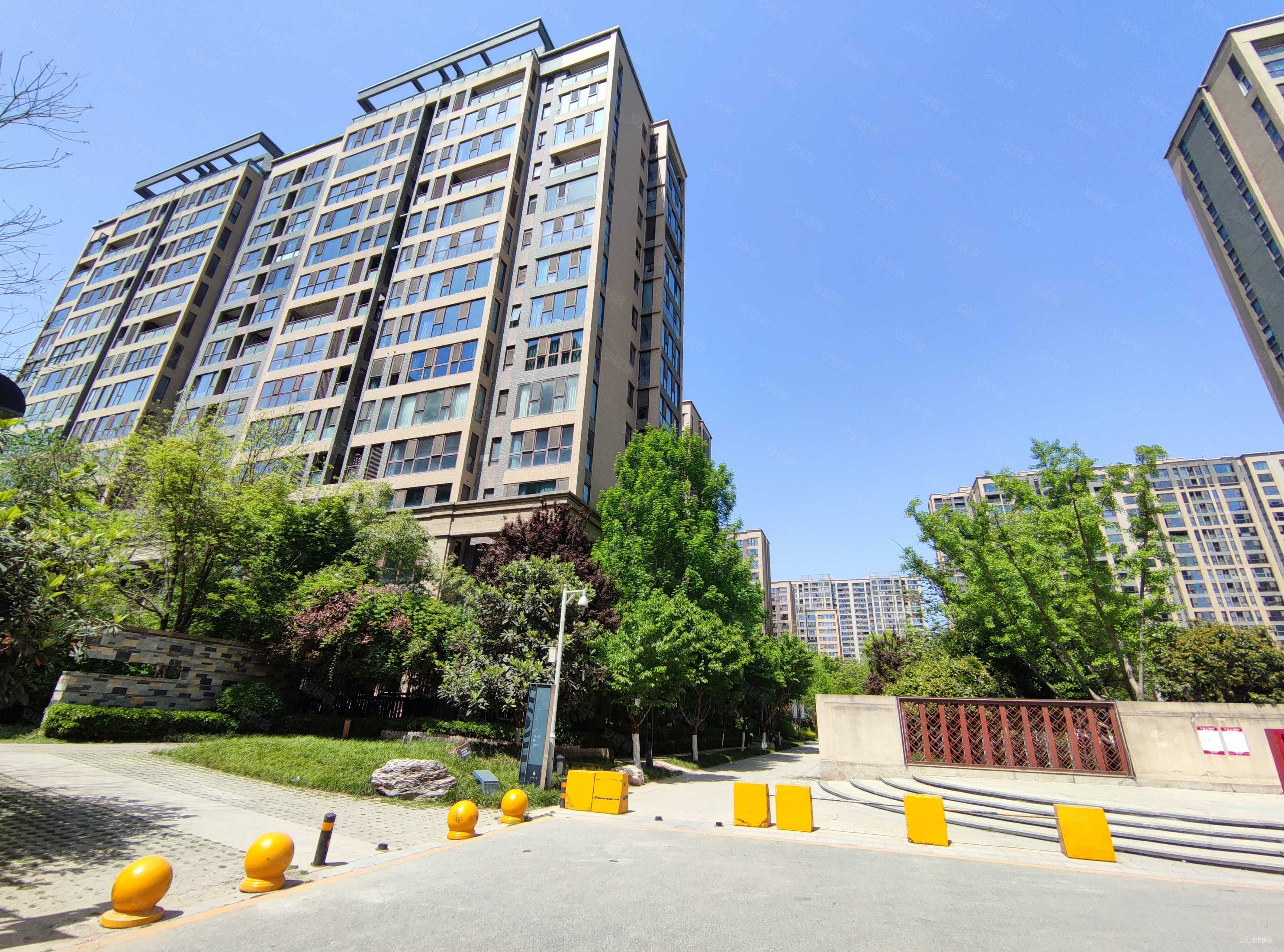 西安房产网>西安二手房>曲江新区二手房>南湖二手房>金地湖城大境天锦