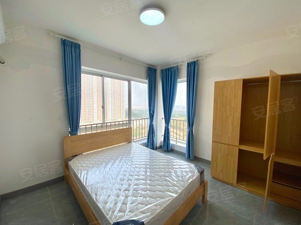 南宁青秀凤岭北凤岭佳园凤岭佳园单间!压一付一!