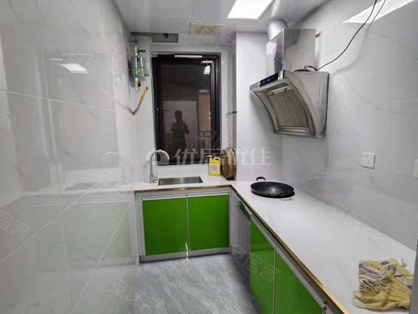 南宁横县横县城区清华园大竹电梯2房出租,精装千把元个月出租房源真实