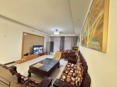 惠州博罗石湾丽湾花园 4室2厅2卫  电梯房 精装修163平米出租房源真实图片