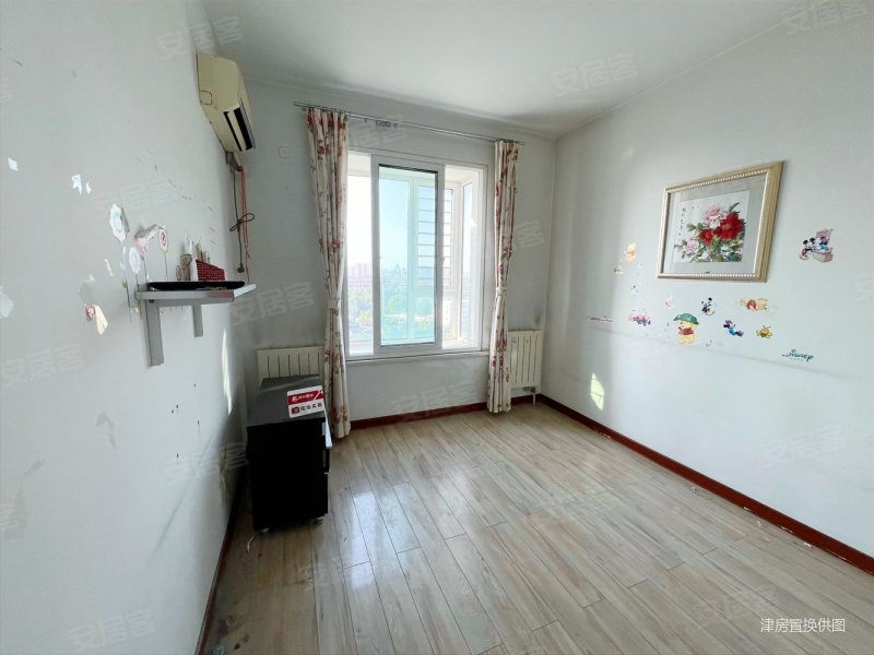 水郡花园 出行方便 医疗配套成熟 正规商品房 集中供暖