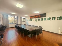 曲靖沾益益源商城精装修办工室出租，可以办工住宿。8室三厅三卫出租房源真实图片