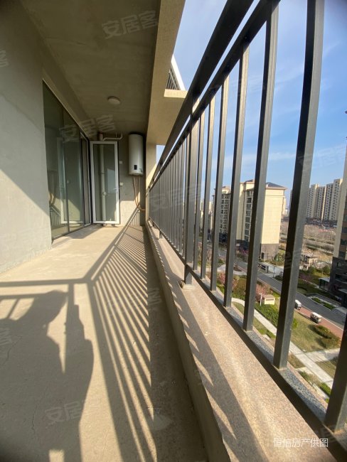 清河熙华园4室2厅2卫155㎡南北136万