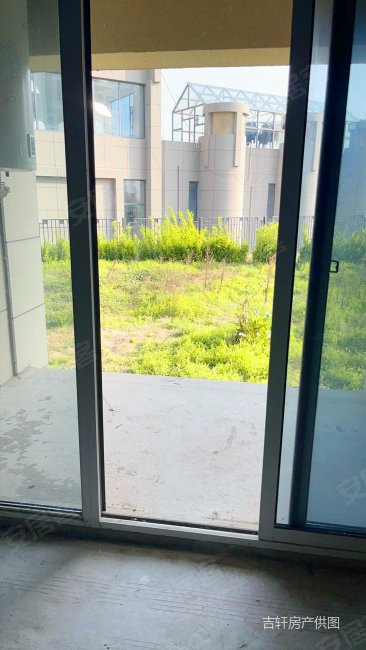 丽丰铂羽公馆 临地铁 商业配套齐全 正南朝向 车位充足