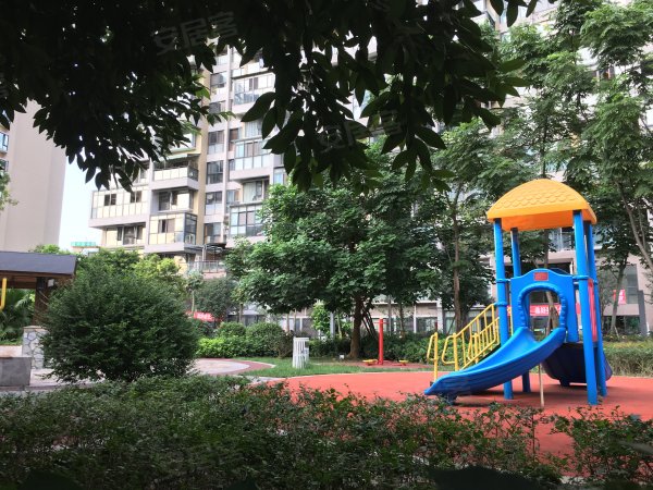 顶峰水岸汇景一期