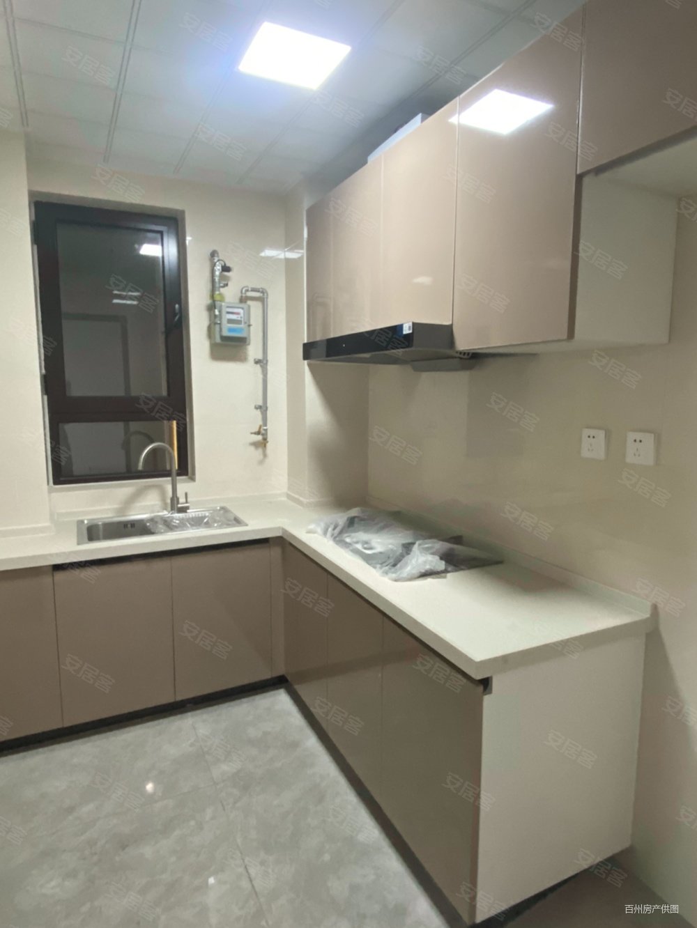 巨力新城3室2厅2卫107㎡南北98万