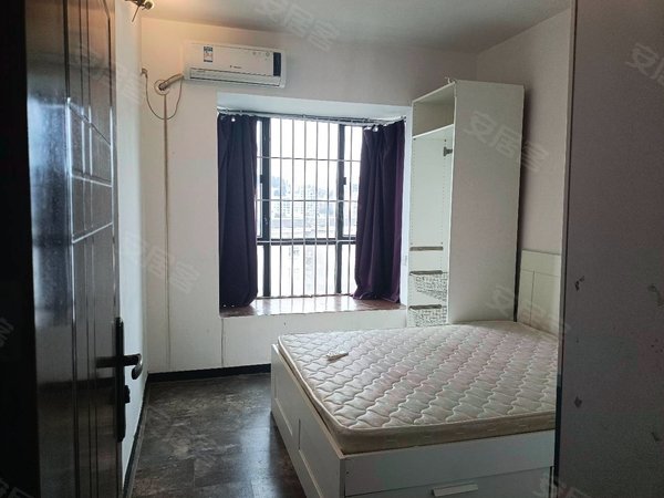 东莞凤岗凤岗中心麒麟湾华桂园凤岗沃尔玛旁麒麟湾三房两厅一卫中层