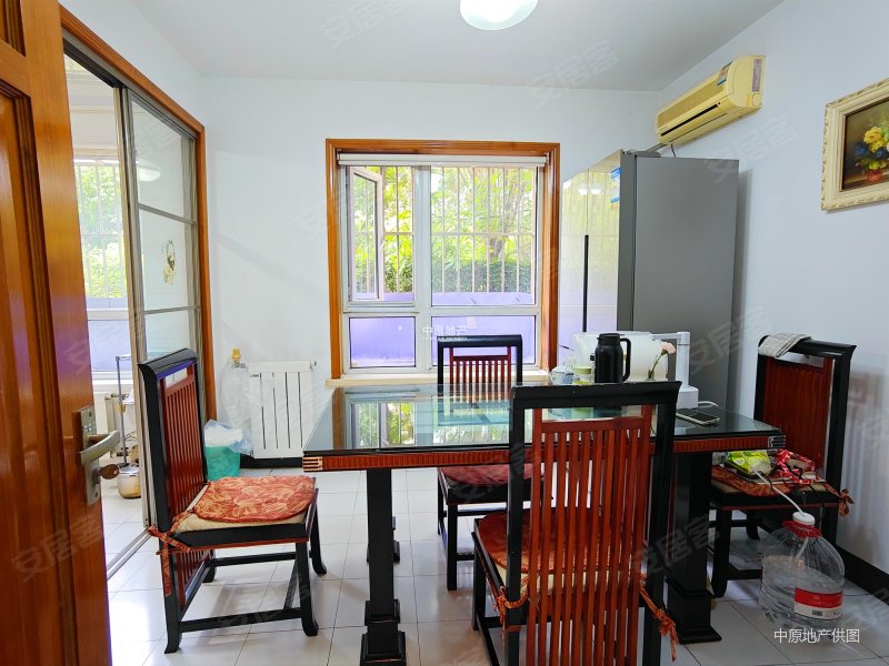 富山花园 一跃二 带院子送客厅挑空 少见房源