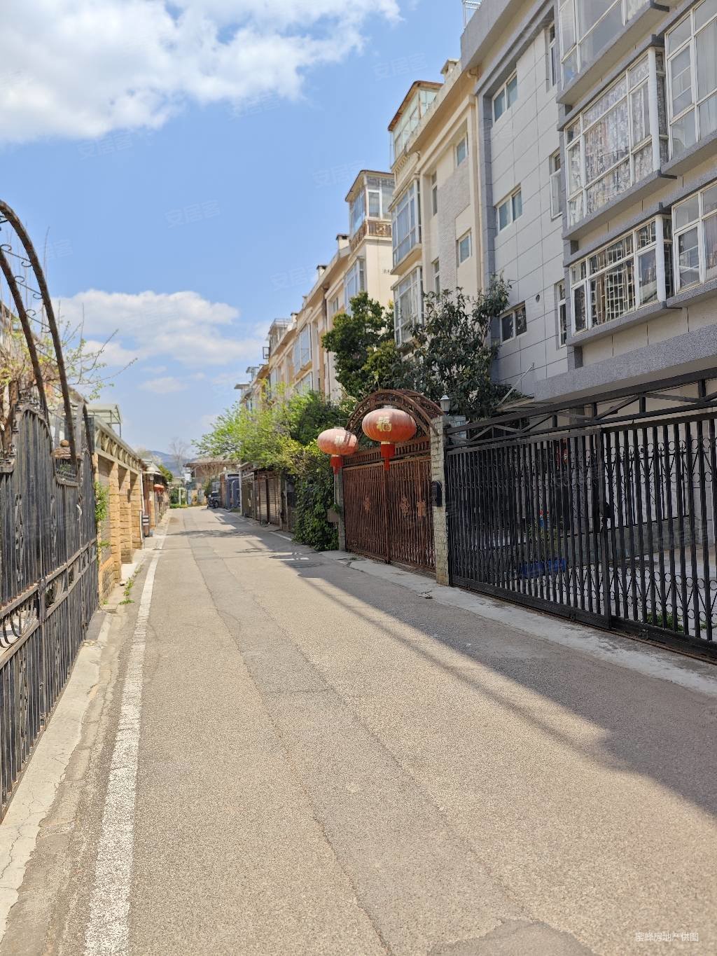 新出 二楼 江东花城大院 装修清爽 小区中间位置 户已迁出