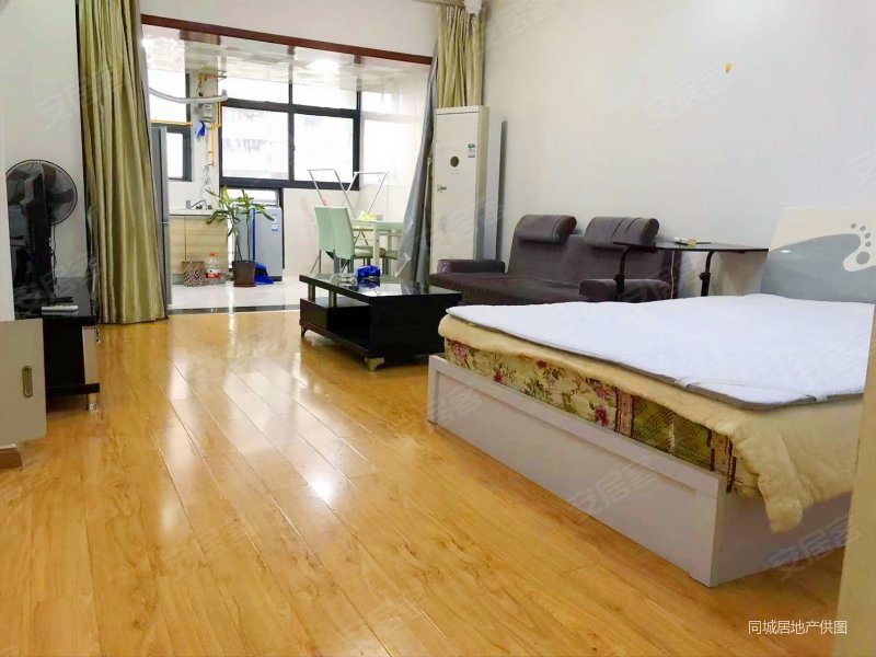 成都房产网>成都二手房>高新区二手房>远大二手房>锐力领峰>800_600