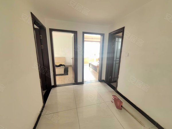 西安未央方新村警苑小区(未央)龙首原地铁口盛龙广场 枣园小区 精装两