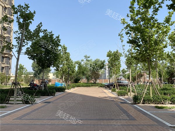 首创美澜湾精装2居大兴机场首座御园团河苑随时看房