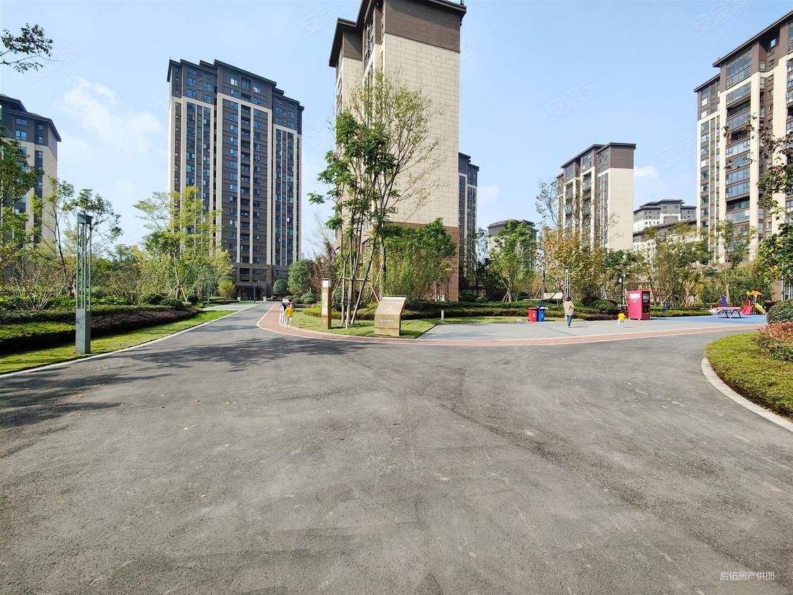 成都房产网>成都二手房>新津二手房>花舞人间二手房>新城金樾澜湾名邸