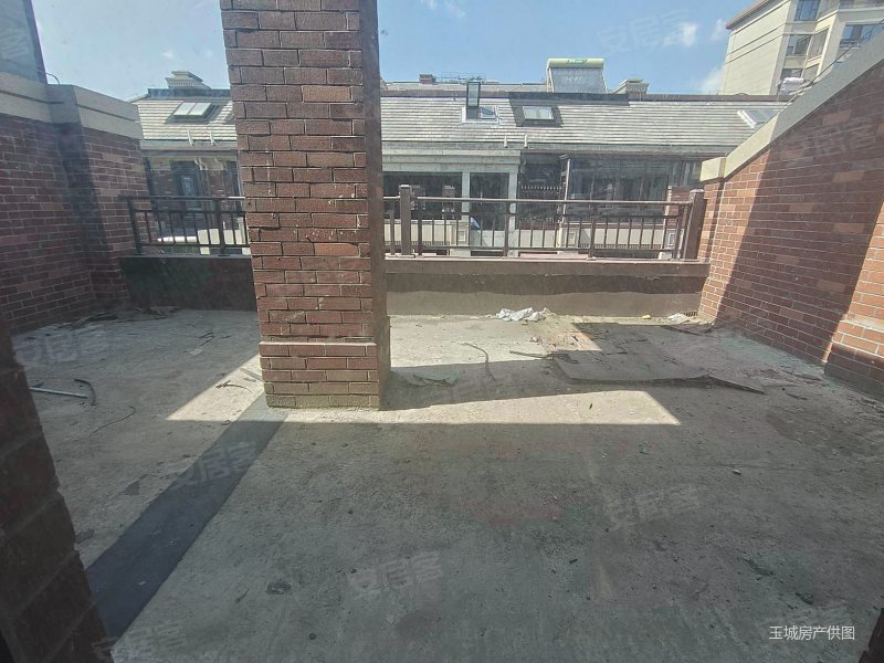 新华御府别墅,15层,带地下车库,楼栋位置好,视野采光好