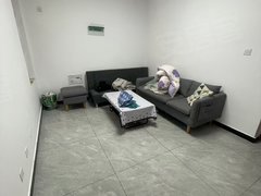 安阳殷都梅东路急租，钢花公寓，一室一厅850元，随时看房出租房源真实图片