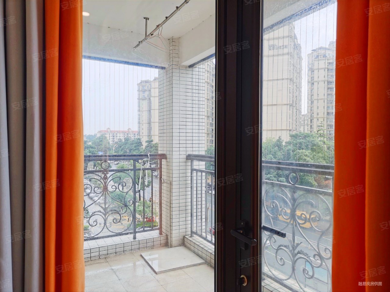 中信凯旋公馆 有电梯 精装好房 产权清晰 临地铁 南北通透