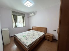广元利州利州城区无ZJF,可押一付一,家具家电齐全拎包入住,首月!出租房源真实图片