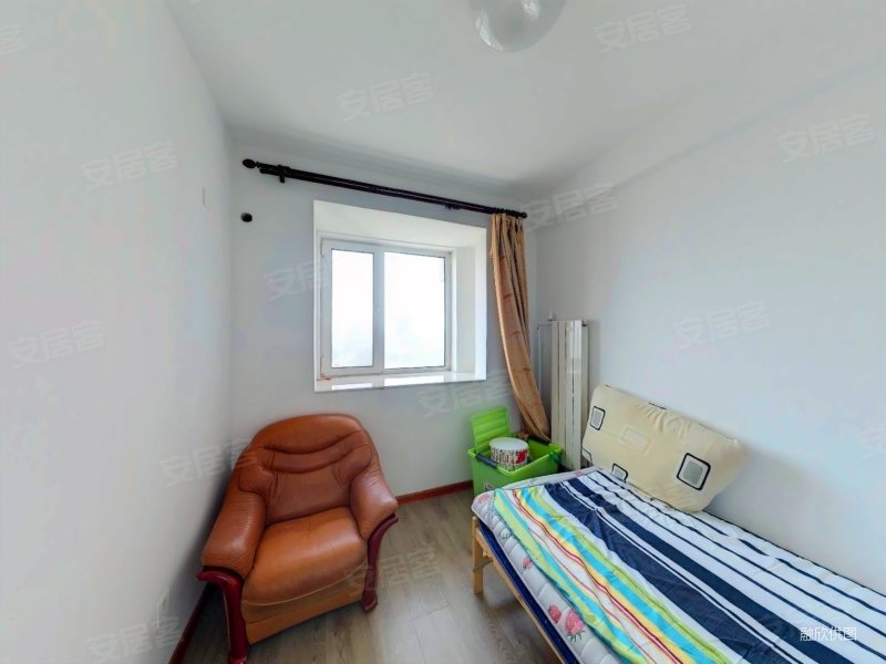 柏悦花园3室1厅1057平精装修中高楼层视野好