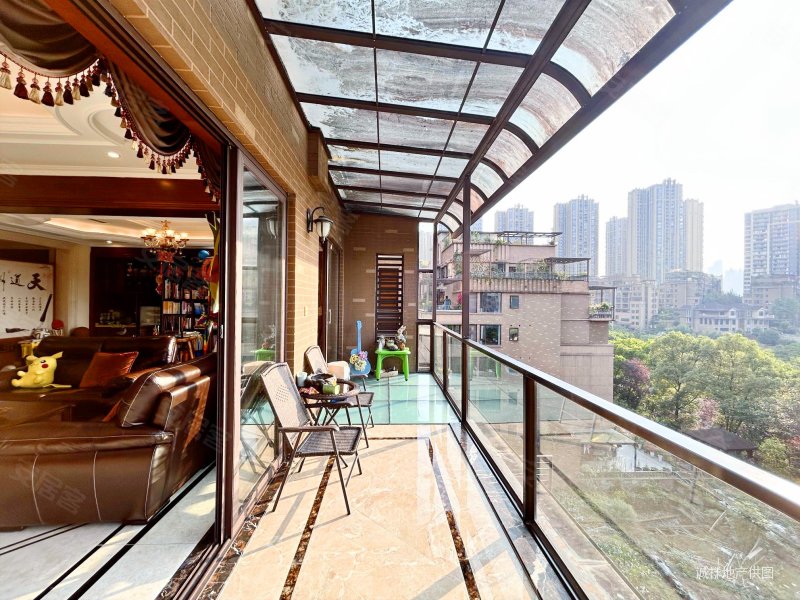 全看湖 全看湖 板式顶跃洋房 多个大露台