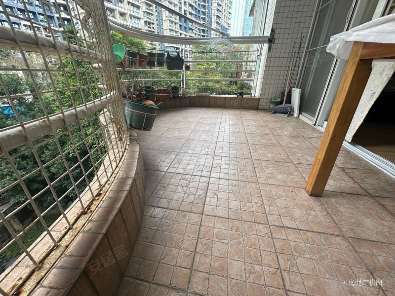 东埔海景花园近壹海城地铁站海滨栈道税少