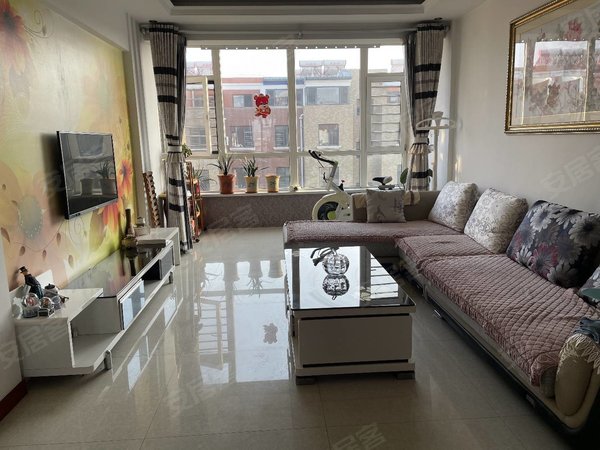 葫芦岛兴城中心广场水岸绿洲南河水岸绿洲精装房两室南北通透出租,包