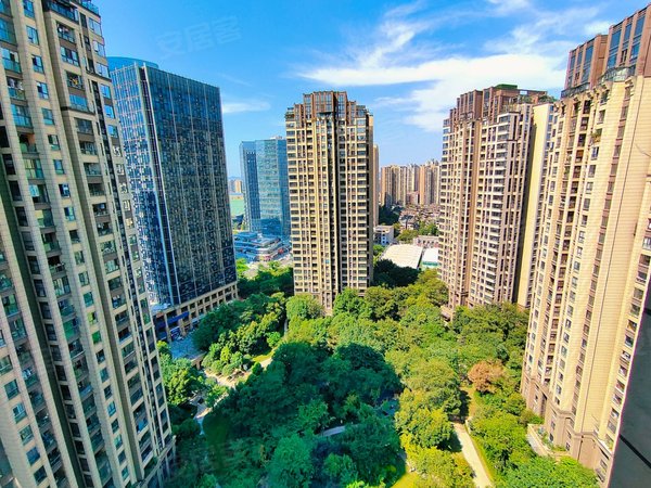 重庆渝北照母山约克郡汀兰近地铁 夜景醉人 北欧风 渝北光环约克郡汀