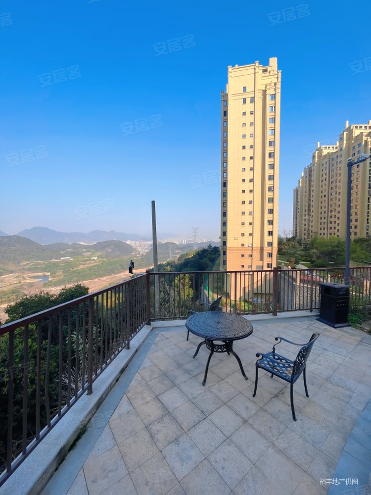 精装85万 所见全送 相当划算,阳光100阿尔勒二手房,85万,3室2厅,2卫