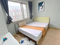 青岛市南天山影视家园小区近银川西路元宇宙青大附属中学东方家园装饰城出租房源真实图片