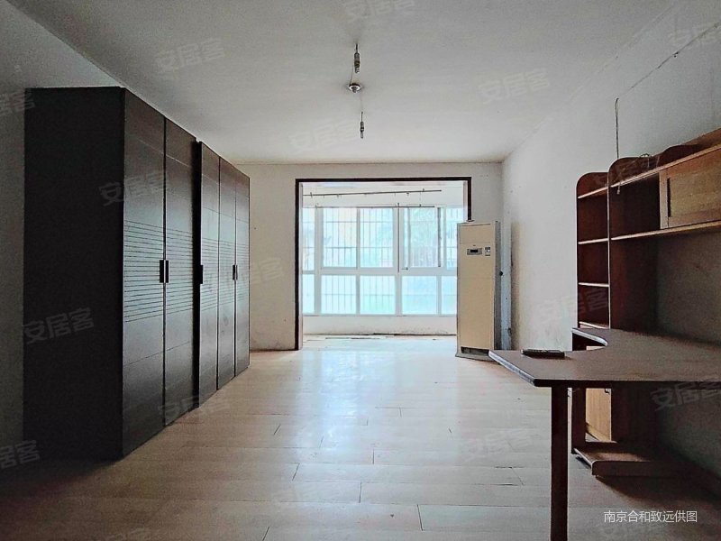 天悦花园3室2厅1卫110.49㎡南231万